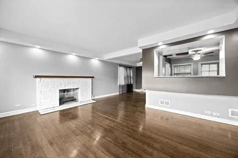 9306 South 54th Avenue Oak Lawn IL 60453