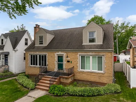 9306 South 54th Avenue Oak Lawn IL 60453