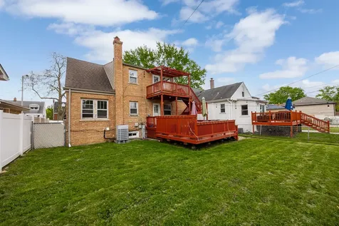 9306 South 54th Avenue Oak Lawn IL 60453