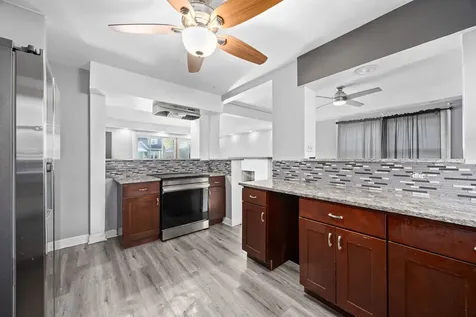 9306 South 54th Avenue Oak Lawn IL 60453