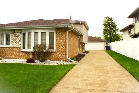 10013 South Menard Avenue Oak Lawn IL 60453