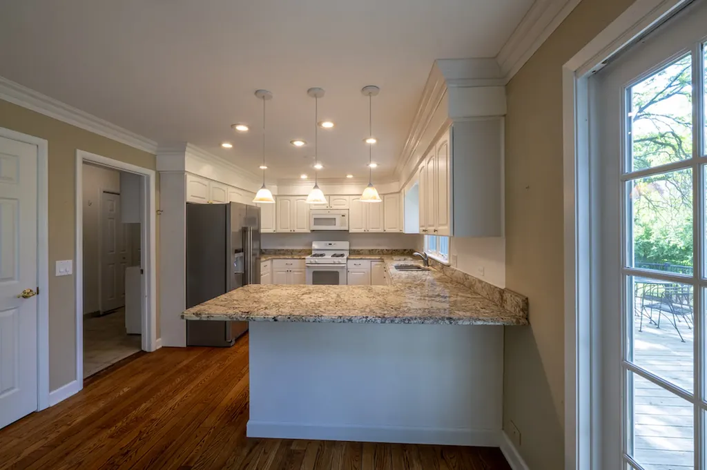 833 Huntleigh Drive Naperville IL 60540