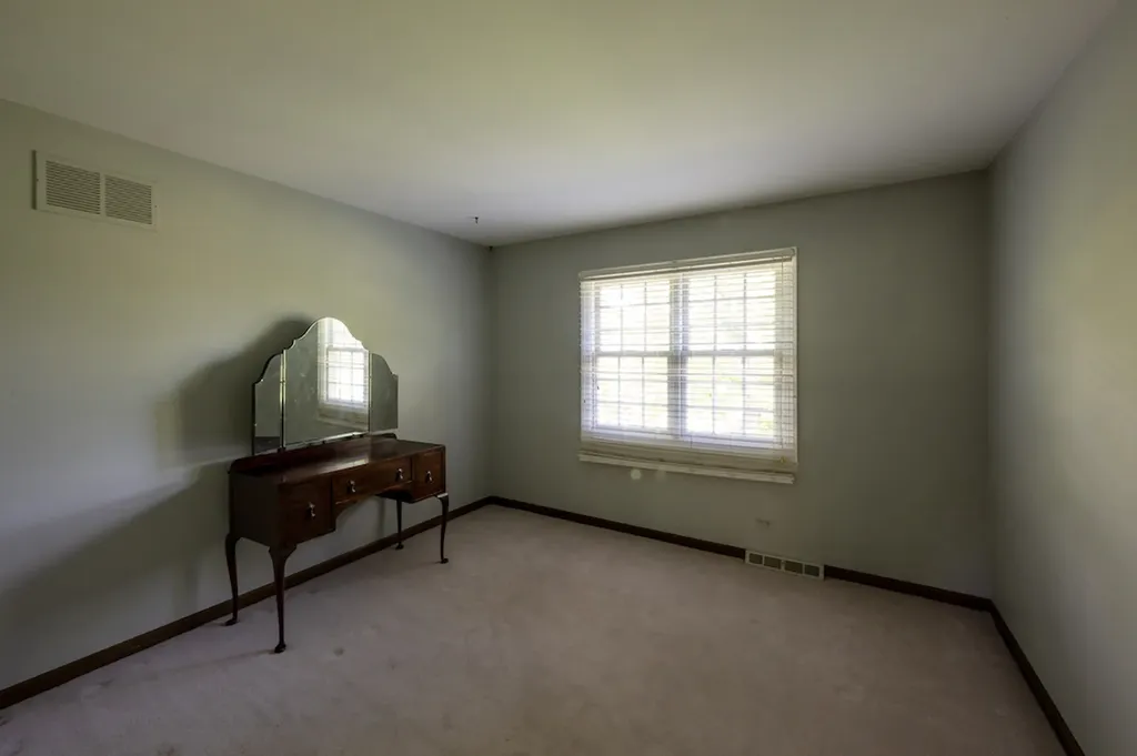 833 Huntleigh Drive Naperville IL 60540