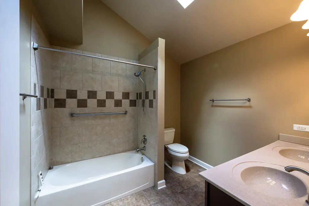 833 Huntleigh Drive Naperville IL 60540