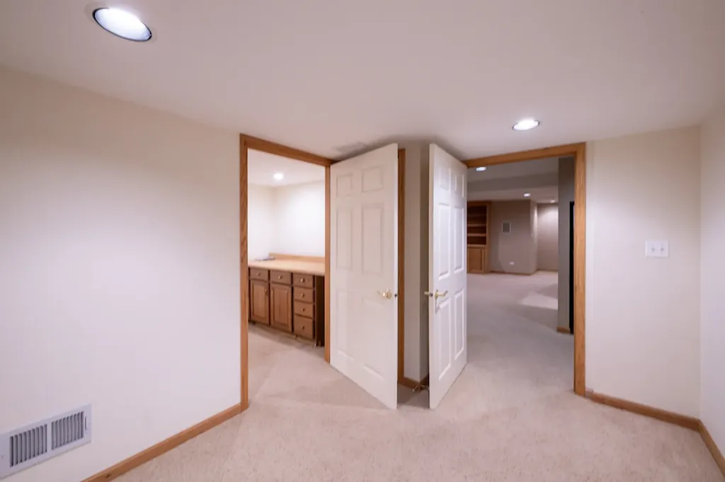 833 Huntleigh Drive Naperville IL 60540