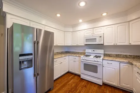833 Huntleigh Drive Naperville IL 60540