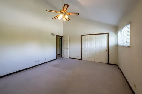 833 Huntleigh Drive Naperville IL 60540