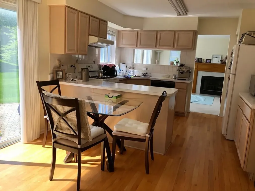 2308 Sedgwick Court Naperville IL 60564