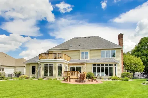 2615 Saddlebrook Drive Naperville IL 60564
