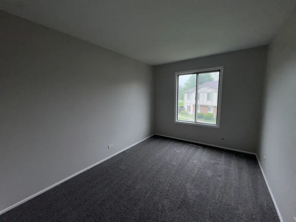 10G Fernwood Drive Bolingbrook IL 60440