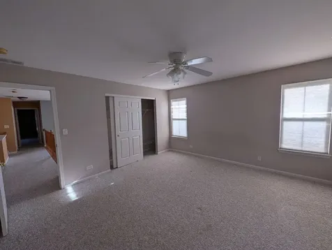 477 Peregrine Parkway Bartlett IL 60103