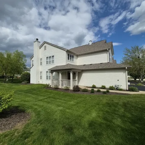 477 Peregrine Parkway Bartlett IL 60103