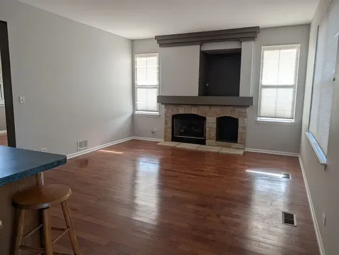 477 Peregrine Parkway Bartlett IL 60103