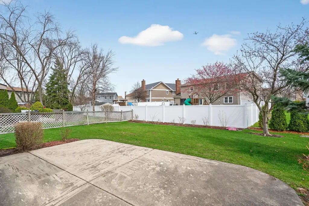1281 Scarlet Drive Addison IL 60101