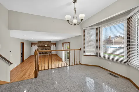 1281 Scarlet Drive Addison IL 60101