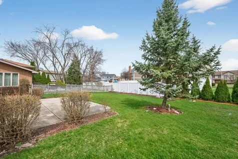 1281 Scarlet Drive Addison IL 60101