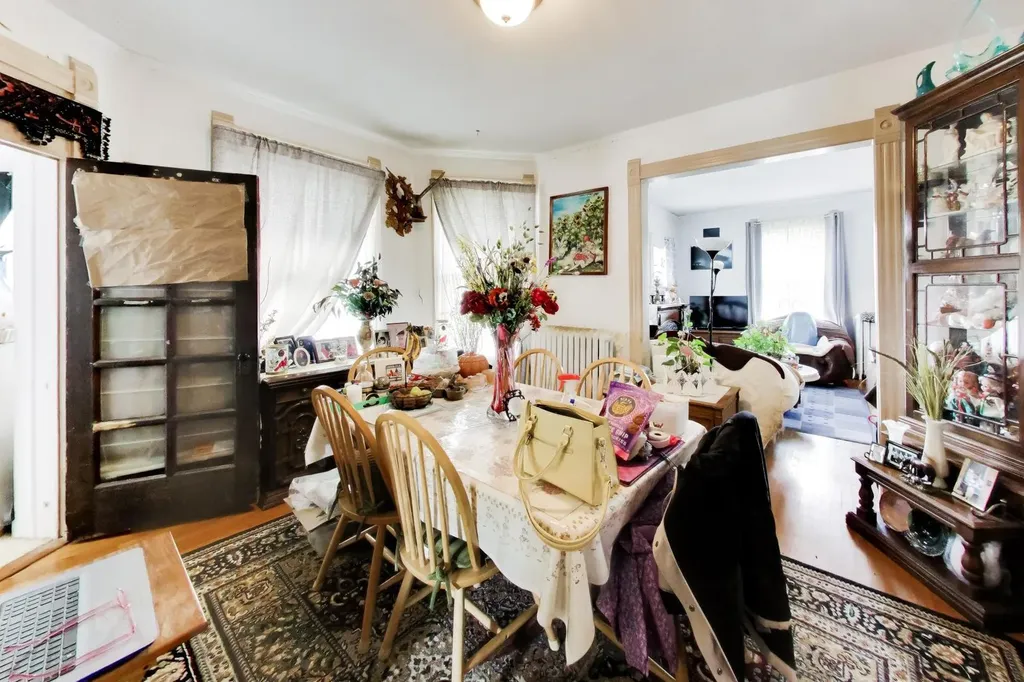 1458 Lake Avenue Wilmette IL 60091