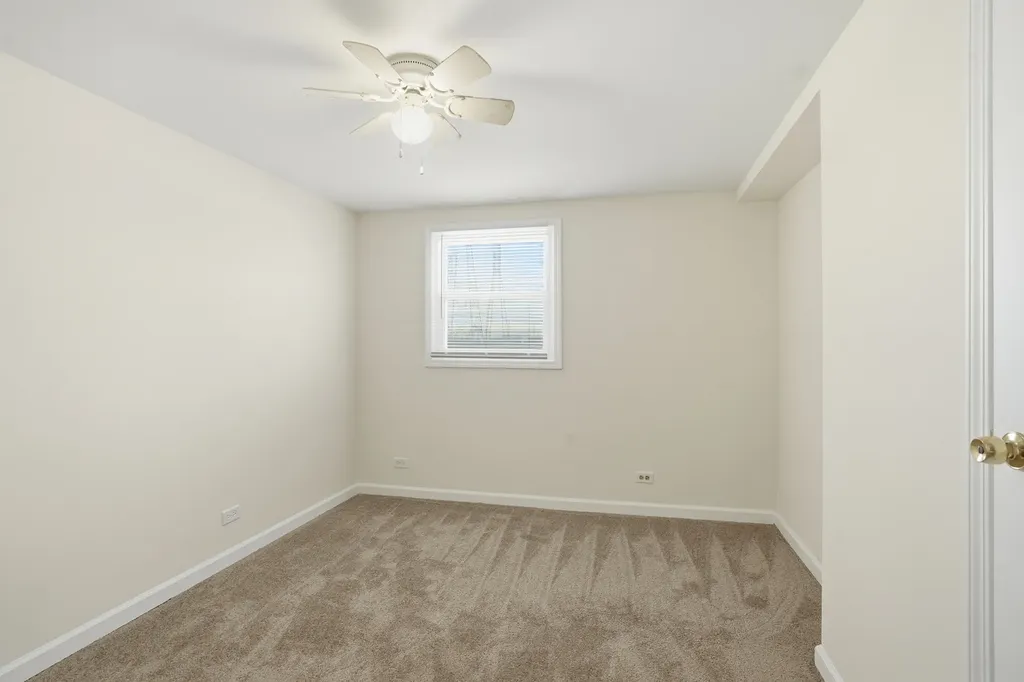 11056 South State Line Road Chicago IL 60617