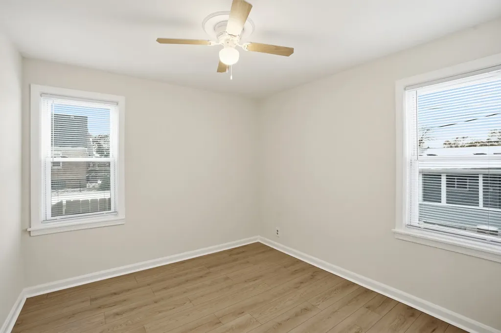 11056 South State Line Road Chicago IL 60617