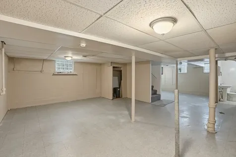 11056 South State Line Road Chicago IL 60617
