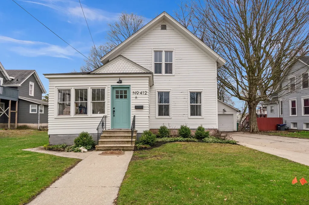 412 West High Street Sycamore IL 60178