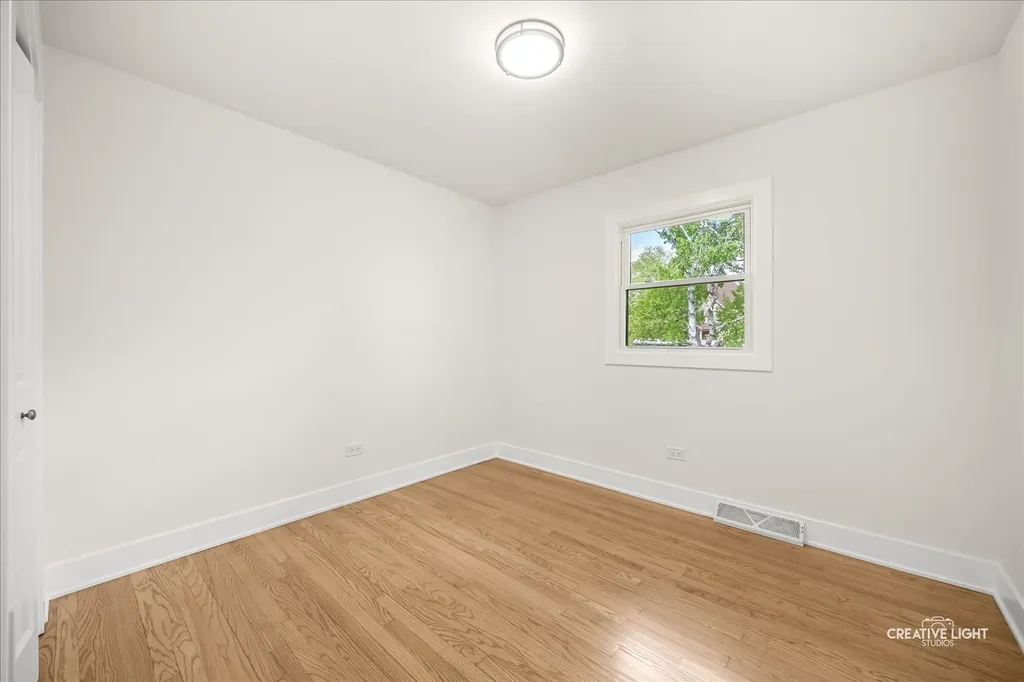 5S464 Sherman Avenue Naperville IL 60563