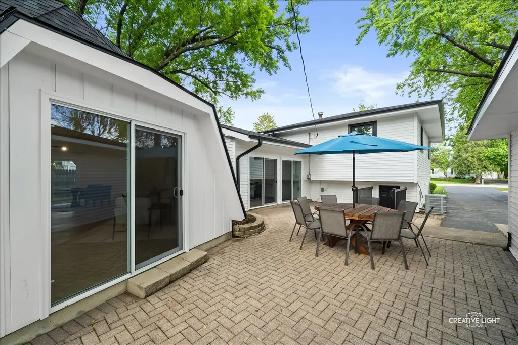 5S464 Sherman Avenue Naperville IL 60563