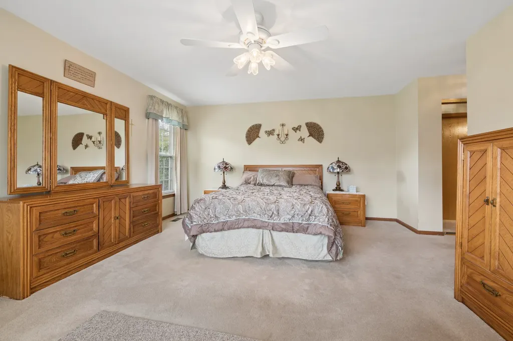 20976 West Olive Street Plainfield IL 60544