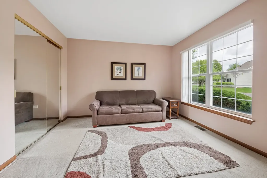 20976 West Olive Street Plainfield IL 60544