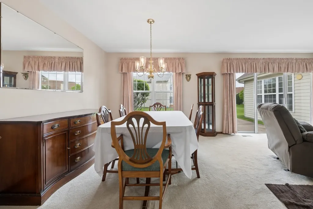 20976 West Olive Street Plainfield IL 60544