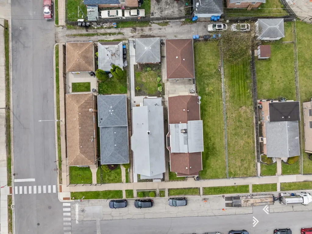 5652 South Shields Avenue Chicago IL 60621