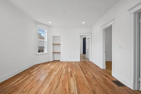 5652 South Shields Avenue Chicago IL 60621