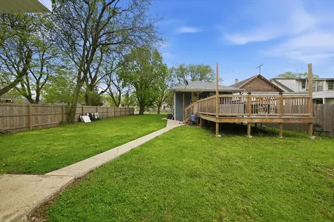 1053 West 104th Place Chicago IL 60643