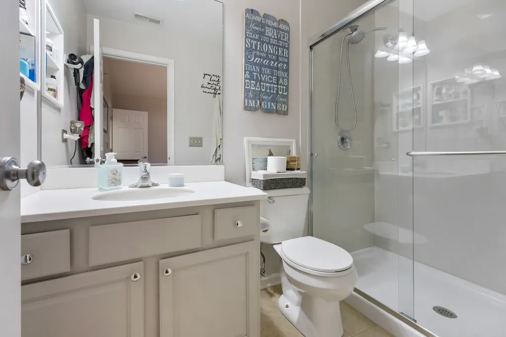 10009 Cummings Street Huntley IL 60142