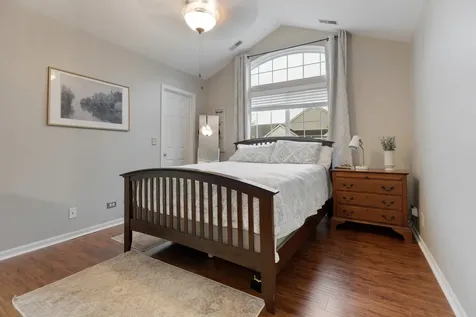 10009 Cummings Street Huntley IL 60142