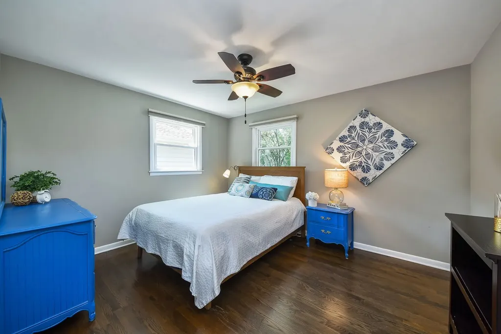 432 South Knollwood Drive Wheaton IL 60187