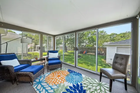 432 South Knollwood Drive Wheaton IL 60187