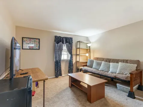 1050 South Nelson Avenue Kankakee IL 60901