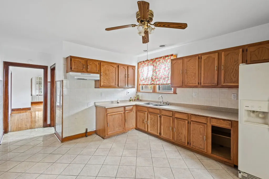 2101 West 51st Street Chicago IL 60609