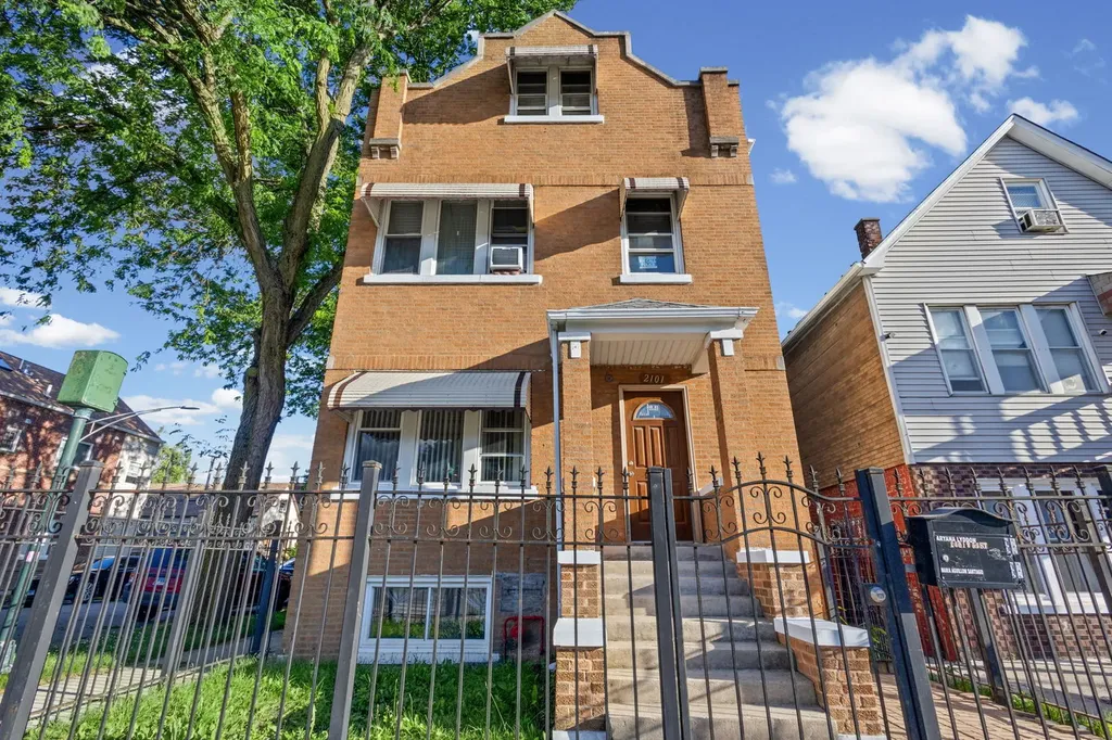 2101 West 51st Street Chicago IL 60609