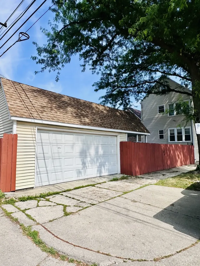 2101 West 51st Street Chicago IL 60609