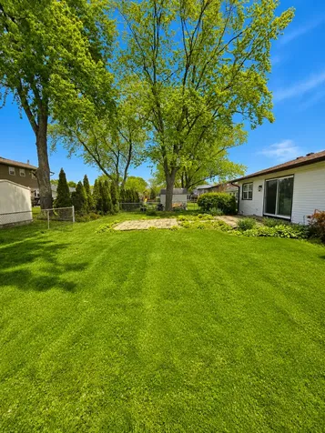 72 Braemar Drive Elk Grove Village IL 60007