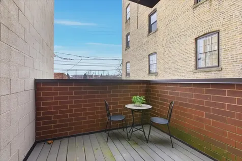 2515 Prairie Avenue Evanston IL 60201