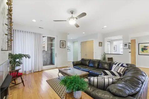 2515 Prairie Avenue Evanston IL 60201