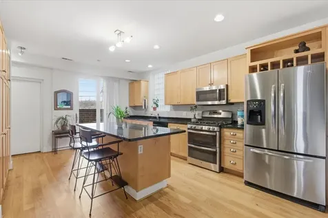 2515 Prairie Avenue Evanston IL 60201