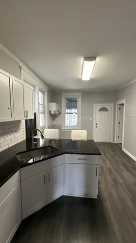2620 South Sawyer Avenue Chicago IL 60623