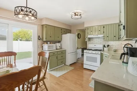 549 Willow Lane Beecher IL 60401