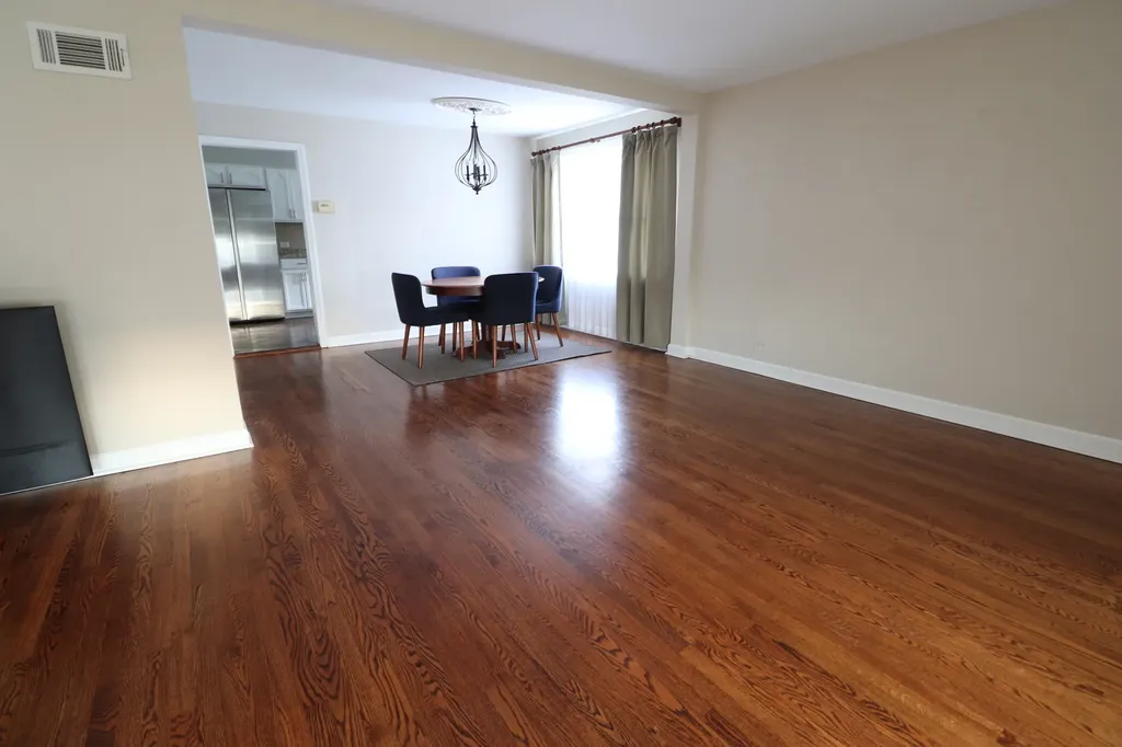 817 Rowe Avenue Park Ridge IL 60068