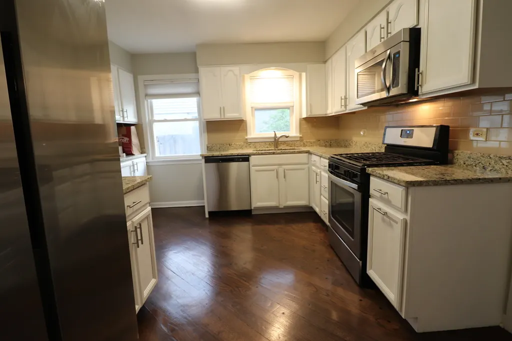 817 Rowe Avenue Park Ridge IL 60068