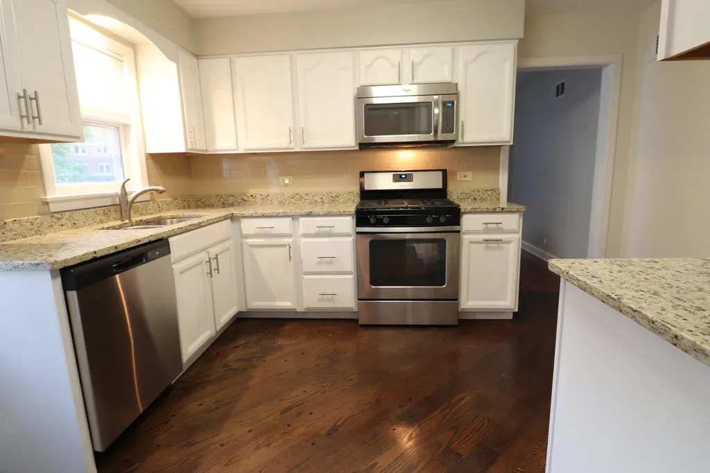 817 Rowe Avenue Park Ridge IL 60068